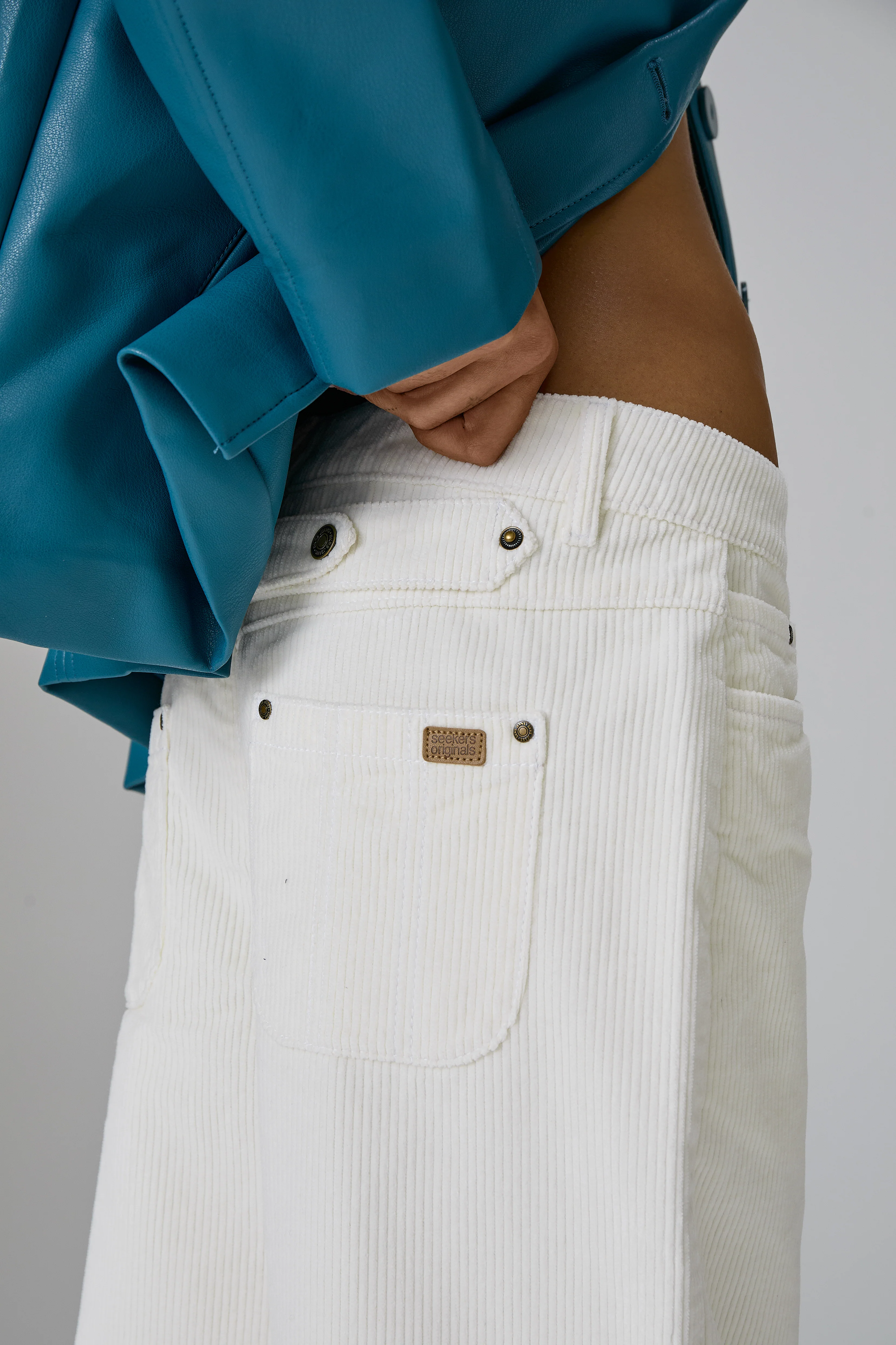 Bethel Off-White Cord Wide Leg Trouser - Image 5