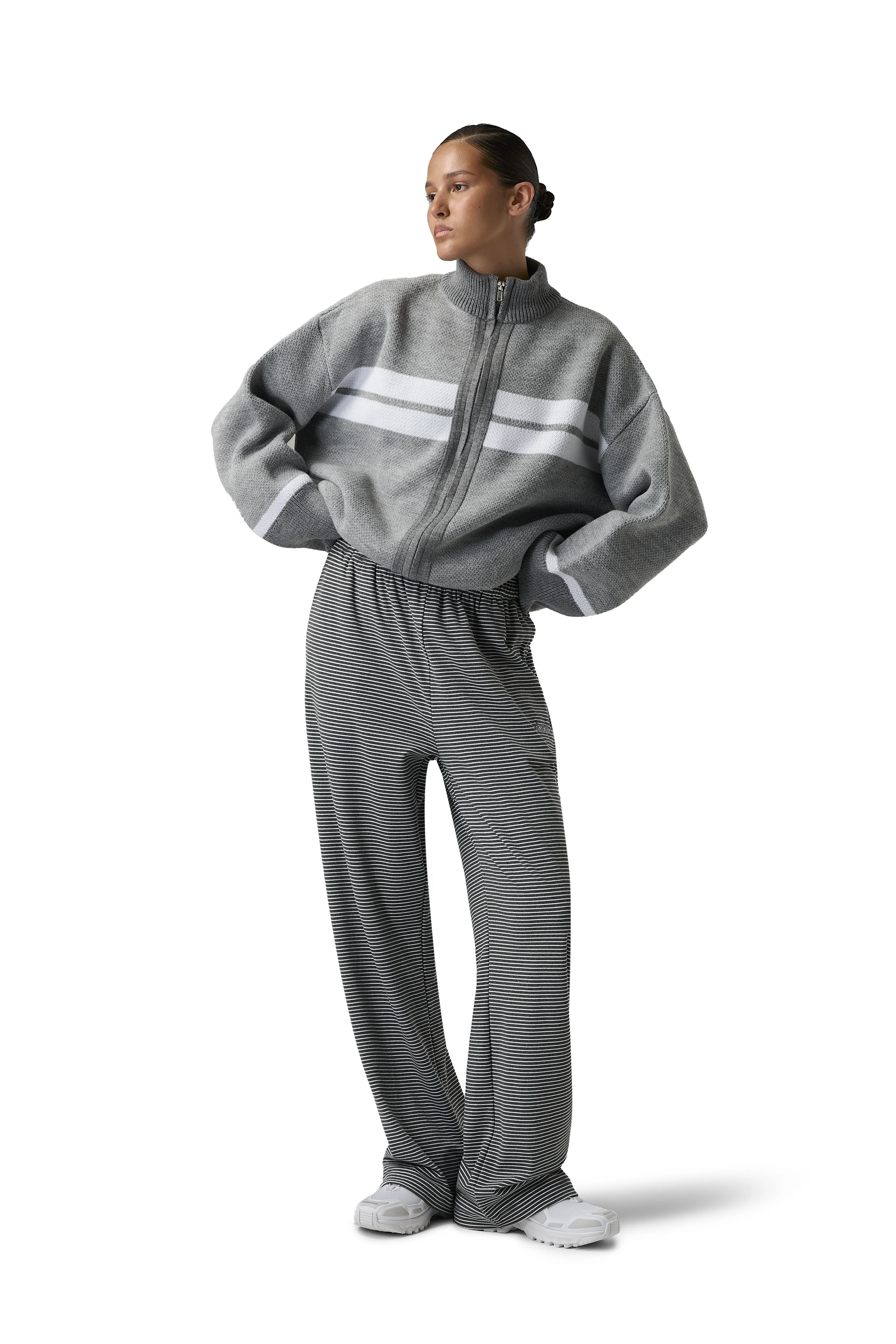 Muffle Knit Zip Up Cardigan - Image 5