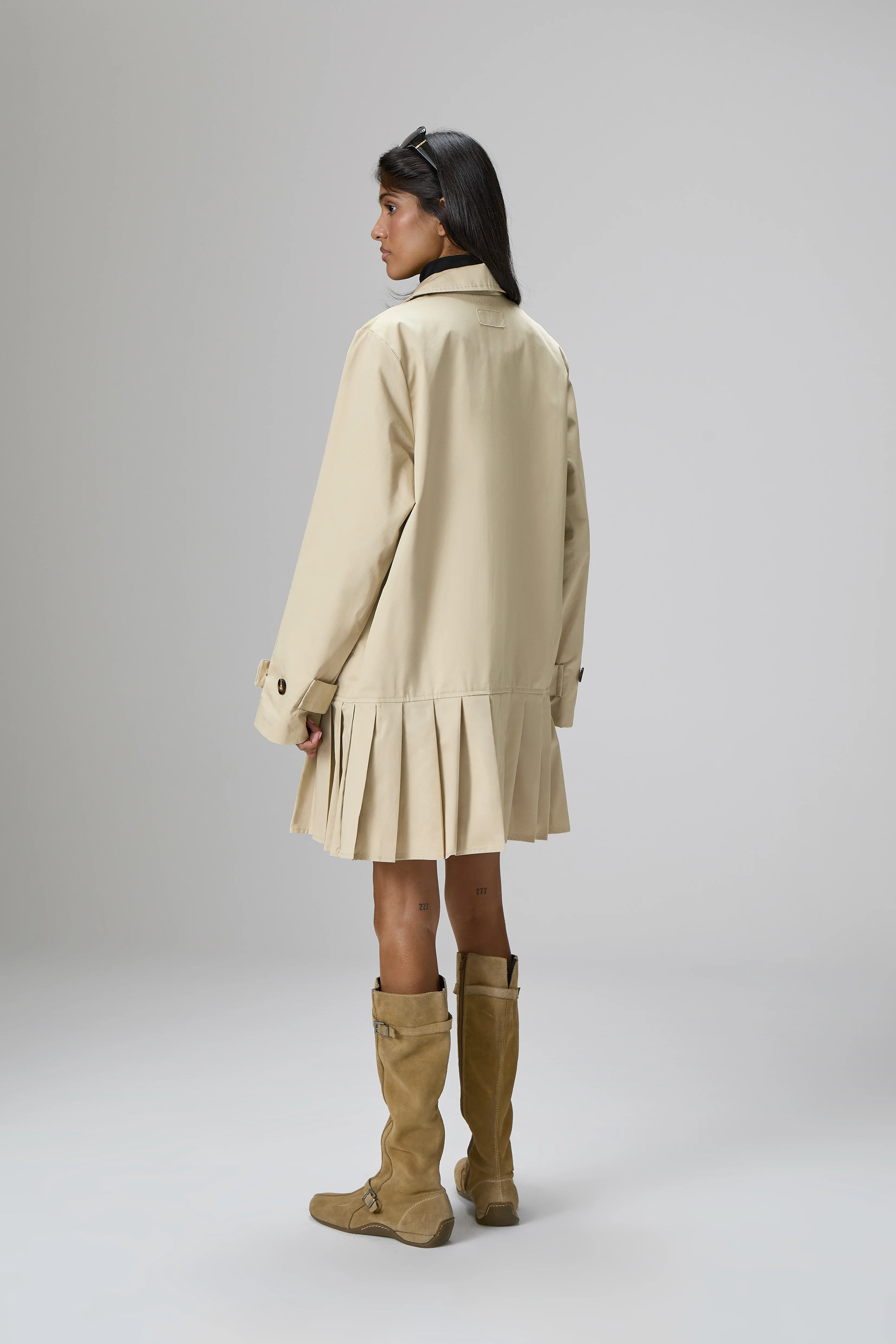 Patter Pleat Trench Coat in Classic Beige - Image 4