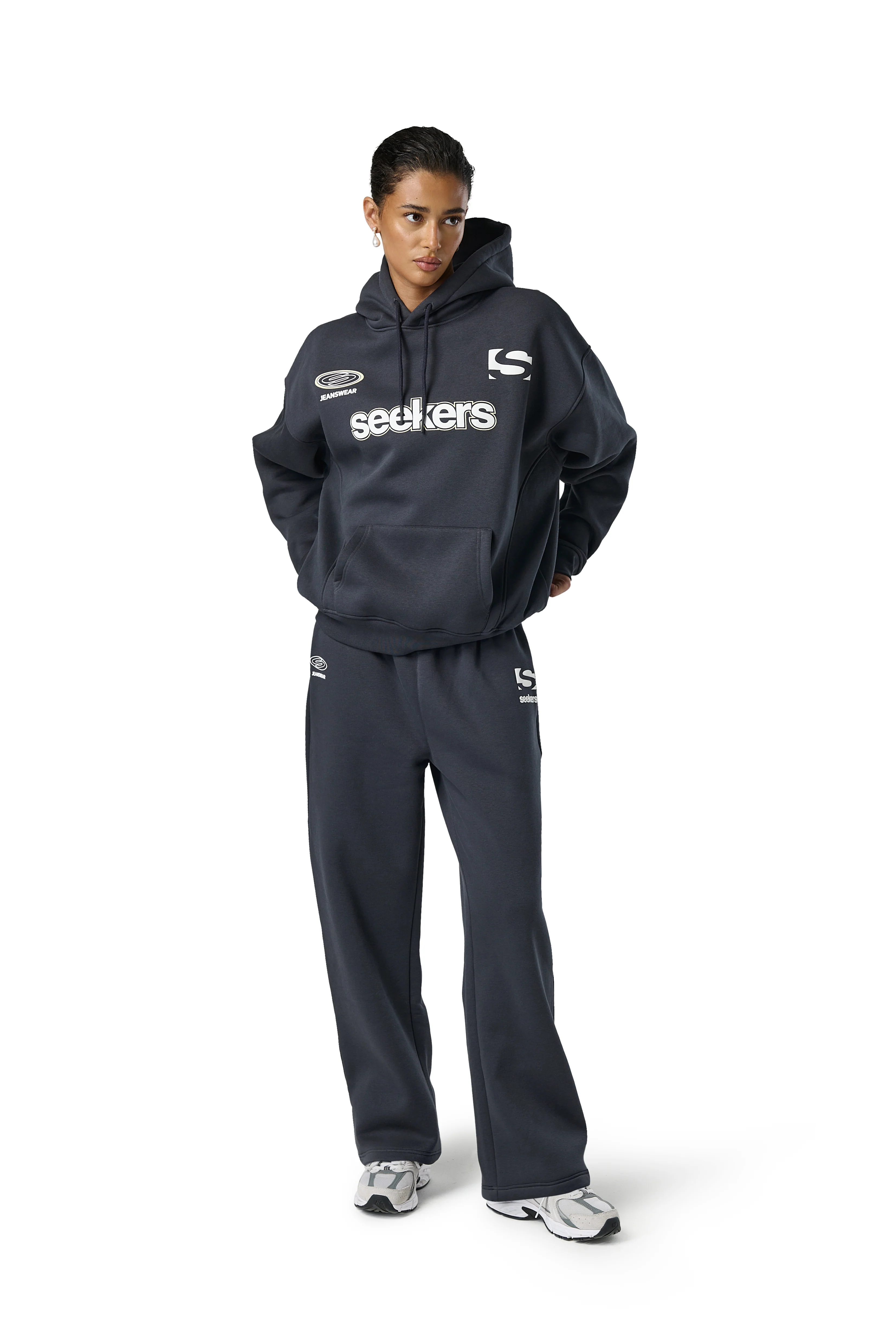 Seekers Motif Hoodie in Skipper - Image 4