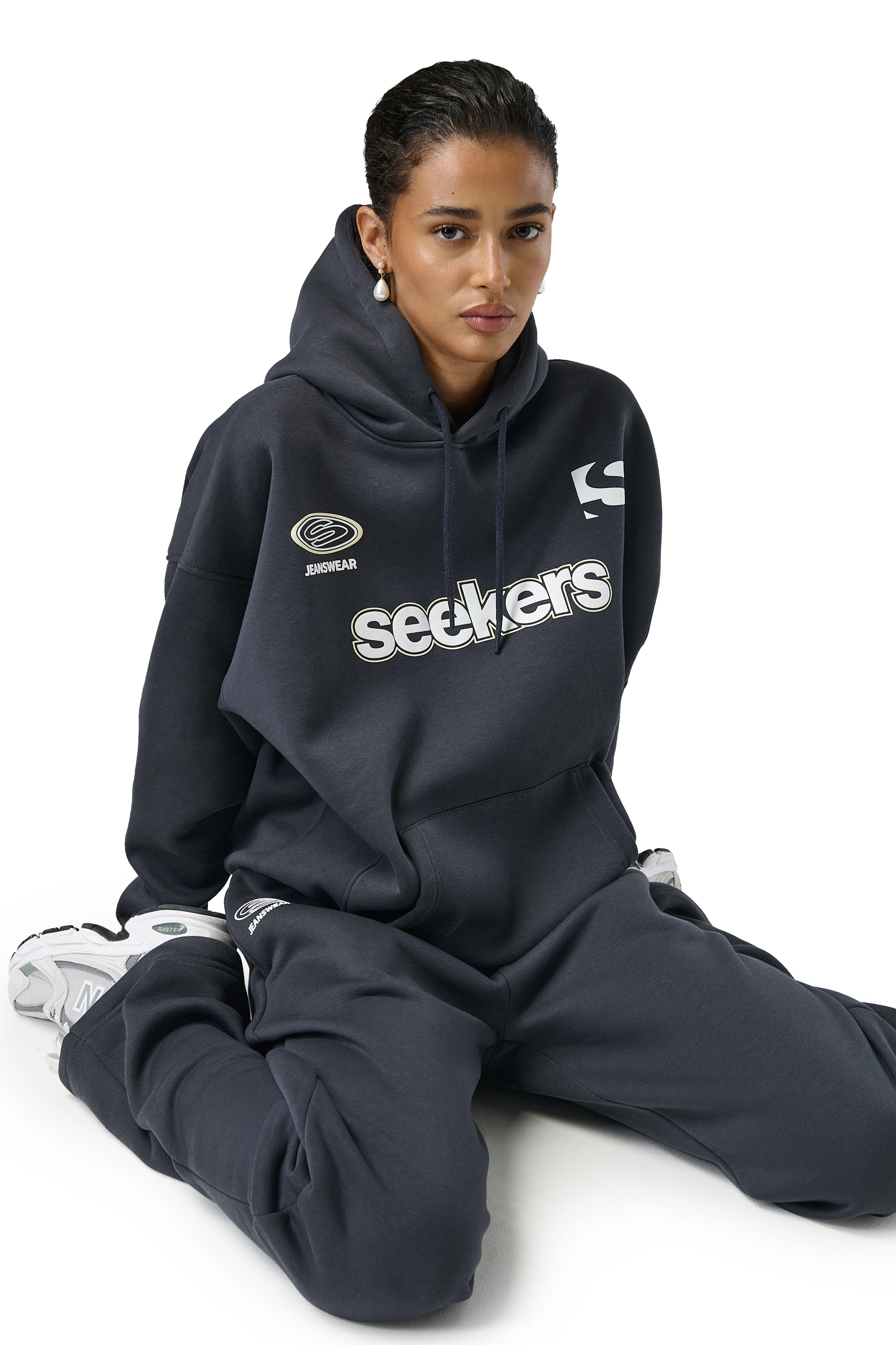 Seekers Motif Hoodie in Skipper - Image 7