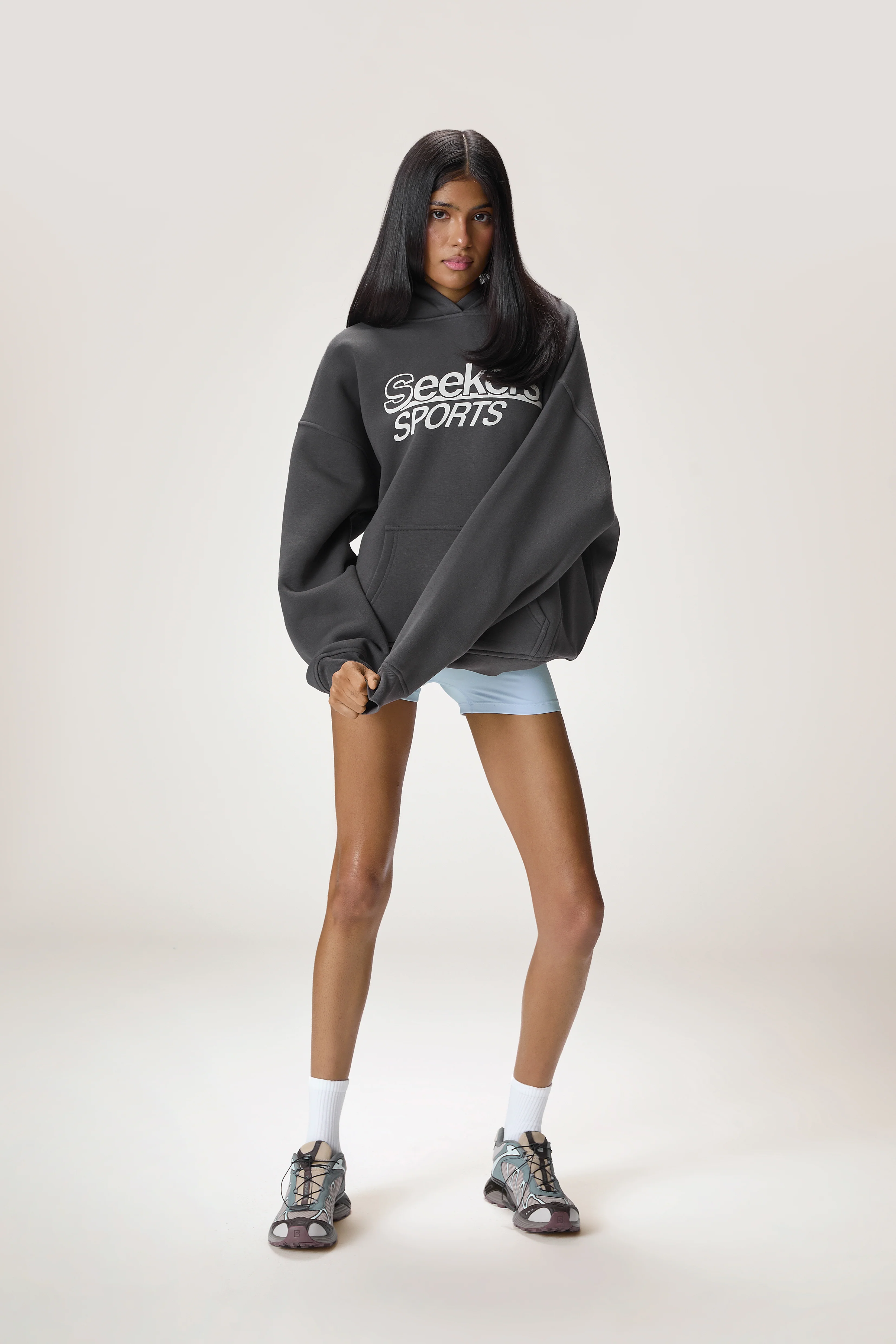 Seekers Sports Hoodie in Charcoal - Image 6