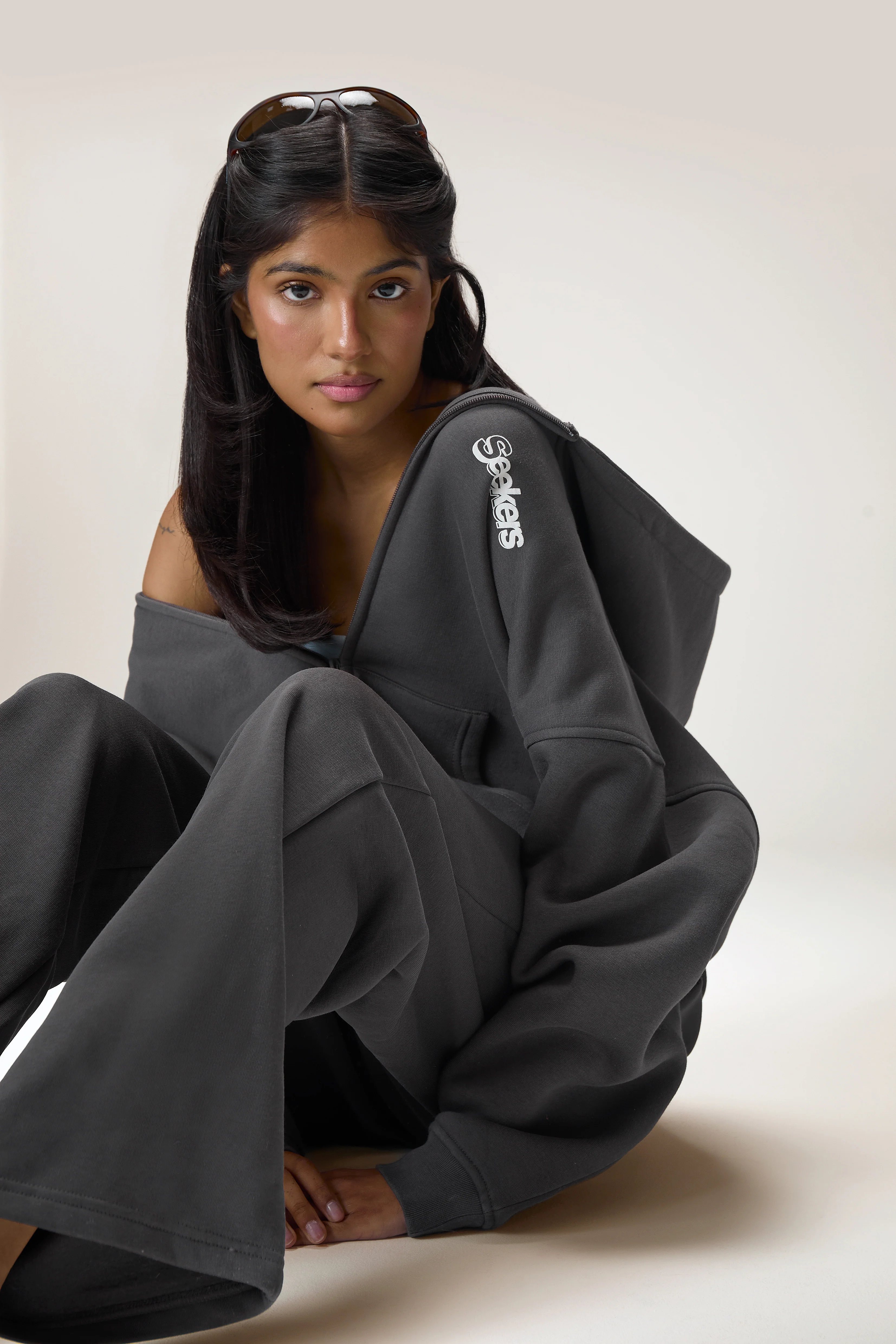 Seekers Sports Wide Leg Sweatpants in Charcoal - Image 6