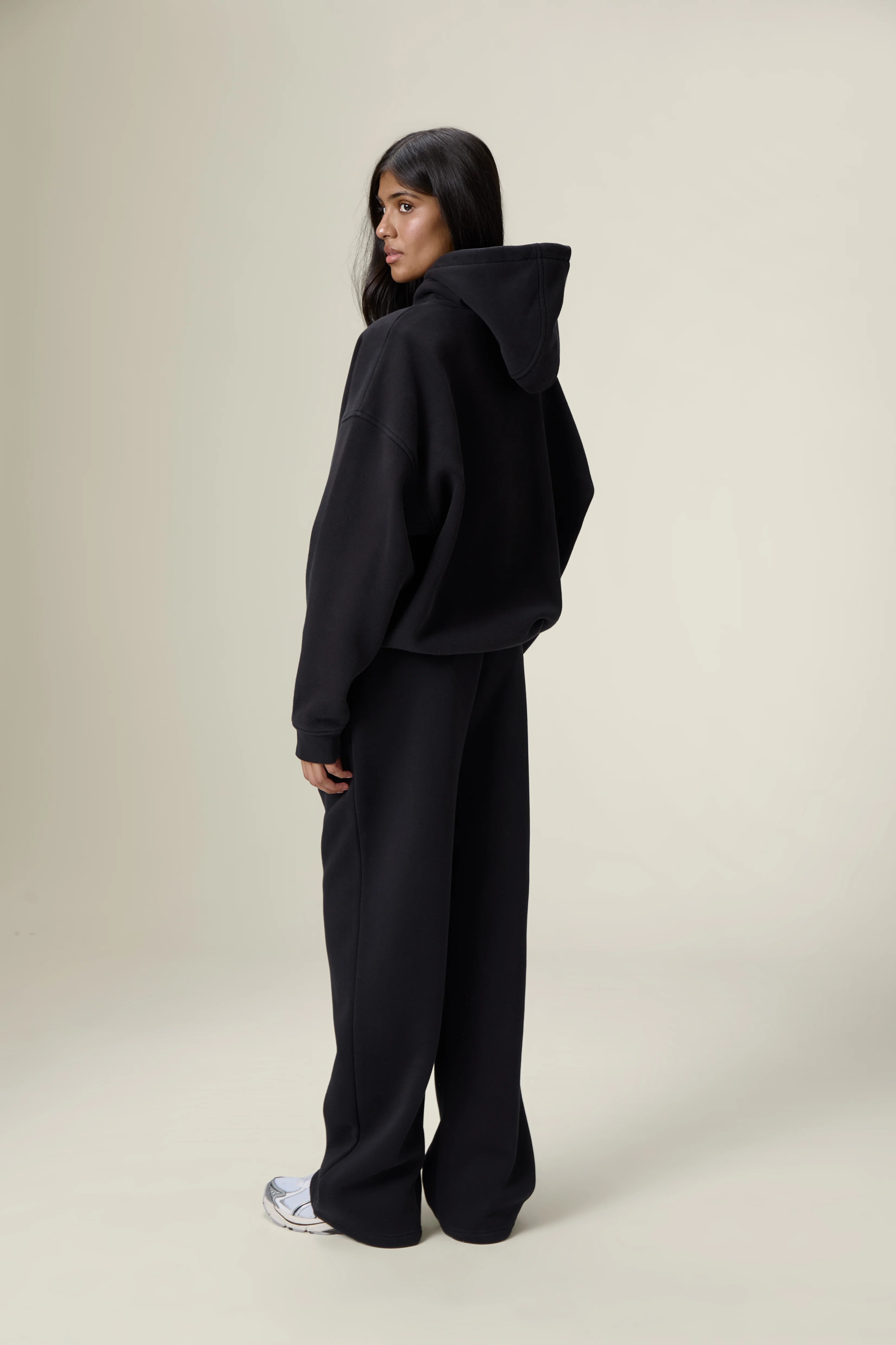 Seekers Classic Wide Leg Sweatpants in Washed Black - Image 3