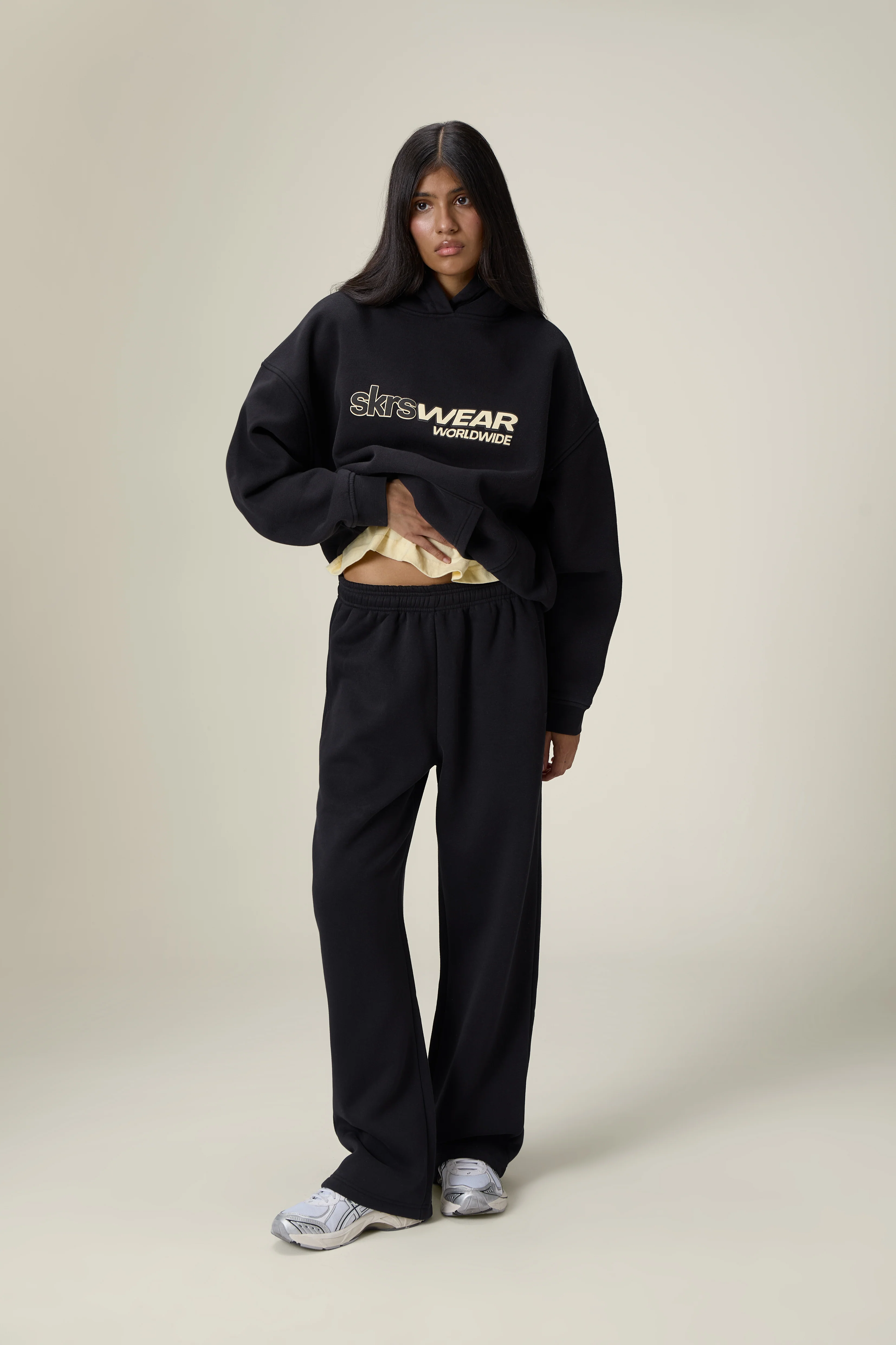 Seekers Classic Wide Leg Sweatpants in Washed Black - Image 5