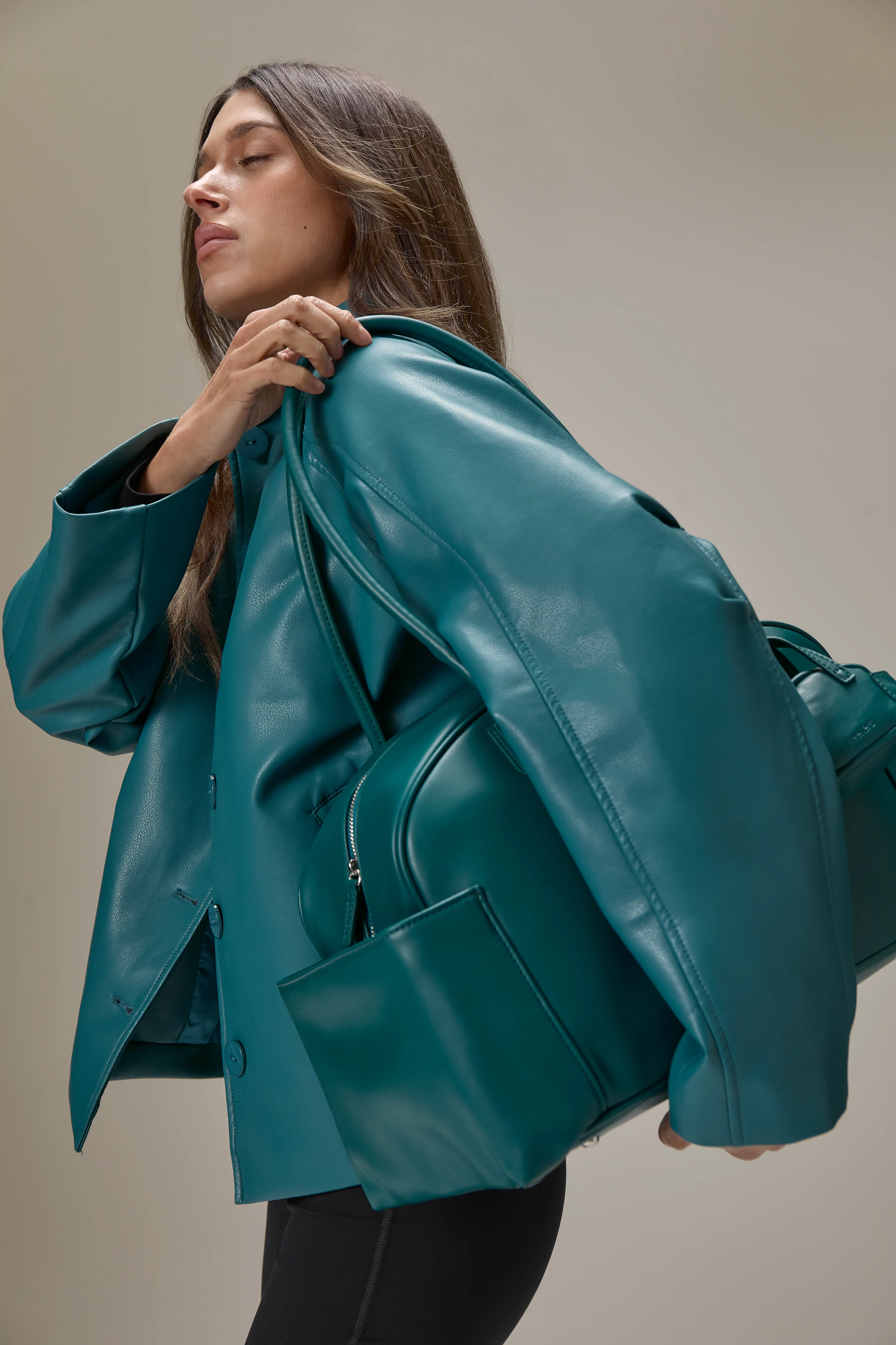 Junk Bowling Bag in Dark Cyan - Image 3