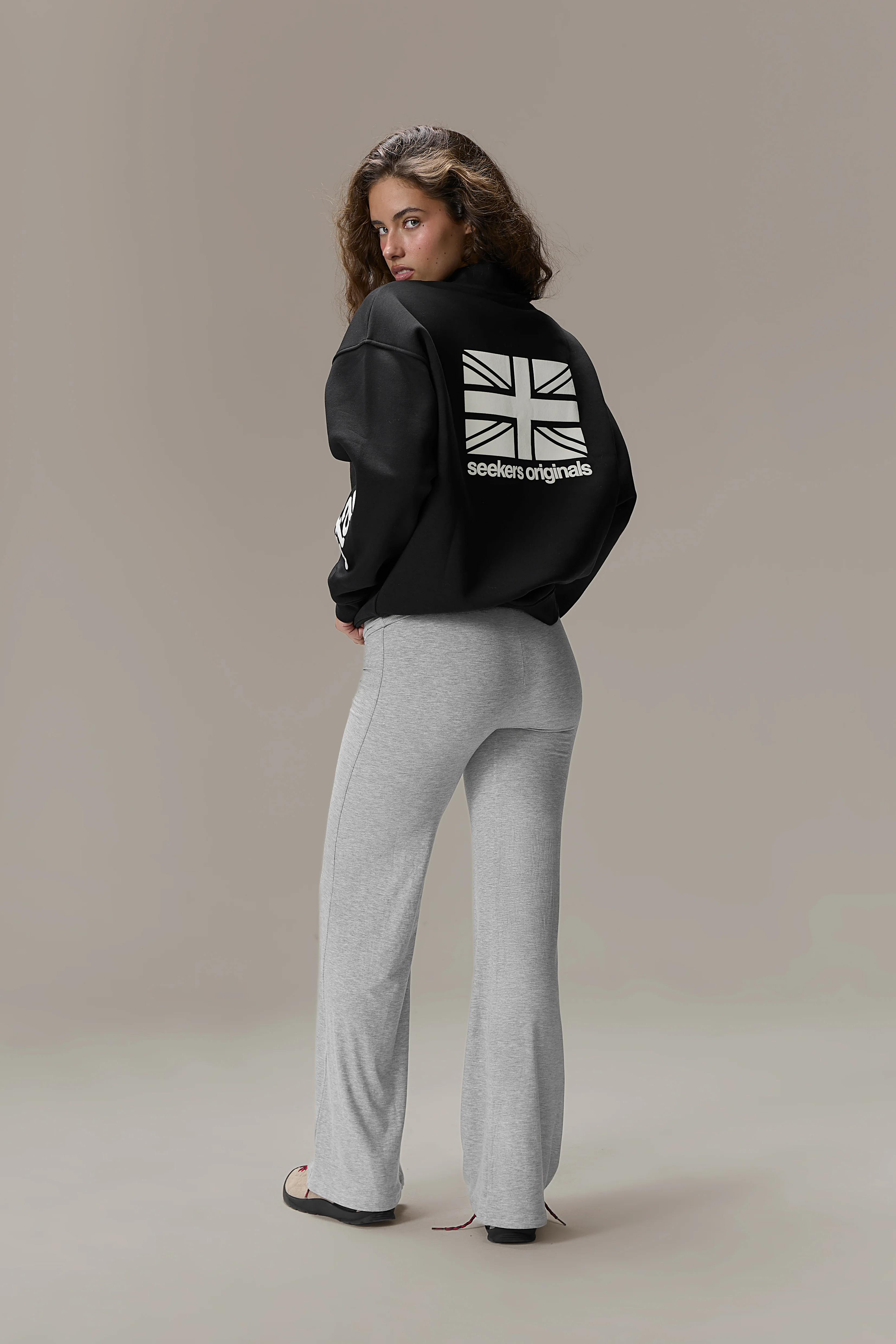 Trackstars Sweatshirt in Black - Image 5